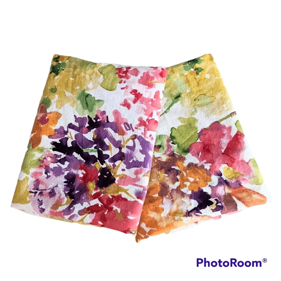 Pier 1 Imports Pillow Shams Stunning Hydrangea Watercolor Designer Covers Pair - Picture 2 of 16